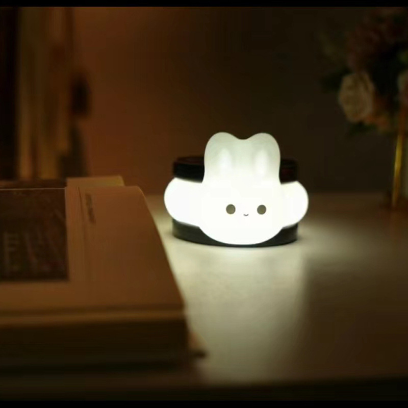 Little Rabbit New Product Charging And Plugging Creative Mini Silicone Clapping Lamp